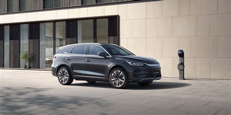 Новые цены и ключевые характеристики BYD Datang, представленные на Пекинском автосалоне